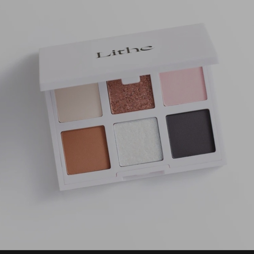 Lithe Eyeshadow Palette - Neutral and Pink 6 Shades NWOB RV $34